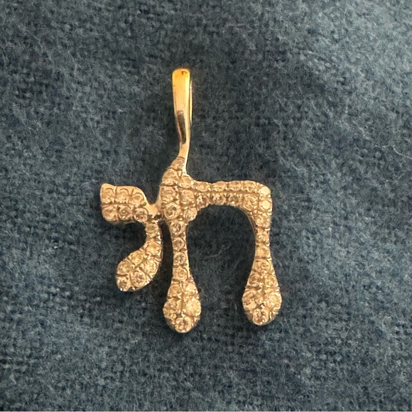 Chai pendant